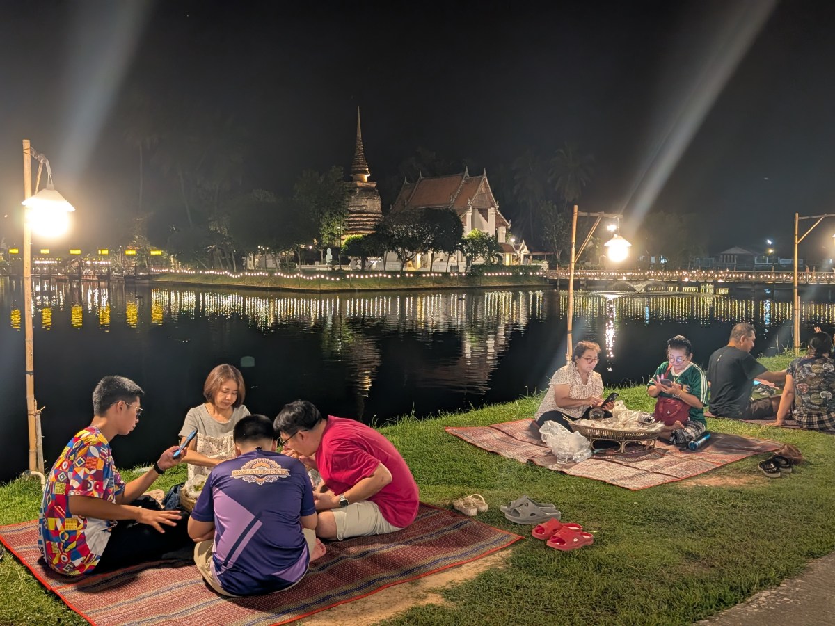 Escalade et vestiges Khmers de Bangkok à&nbsp;Sukhothaï